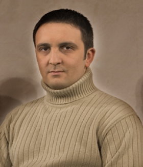 Алексей Кожухаров