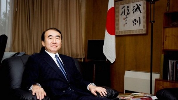 Японският посланик открива изложба на концептуална икебана