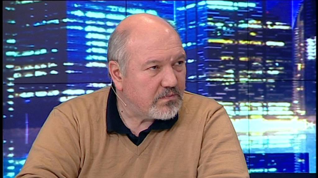 Доц. Александър Маринов: Политическата реторика на президента се харесва на Запада, но вреди на България
