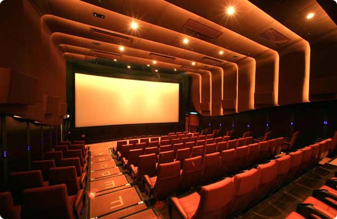Премиера на  „София 100 години столица на българското кино” ще се открие ежегоден киносалон „Люмиер”