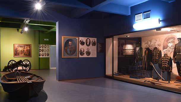 Националният военноисторически музей представя ордените на президента Желю Желев