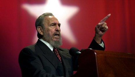 Фидел Кастро говори пред конгреса на КП в Хавана