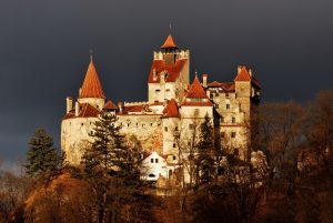 medieval-bran-castle-in-brasov-romania-known-for-dracula-story-1600x1071