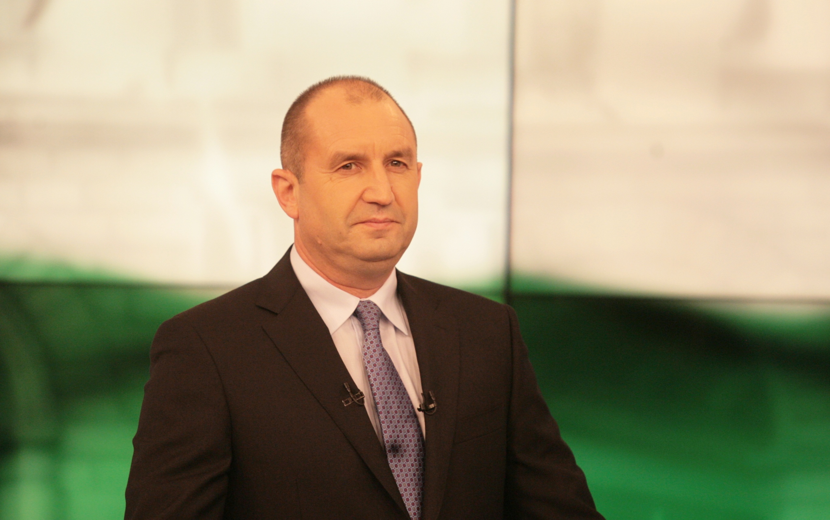 Президентът Румен Радев ще приеме утре  представители на „БСП за България“