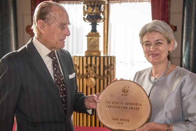 Ирина Бокова получи от принц Филип престижна награда