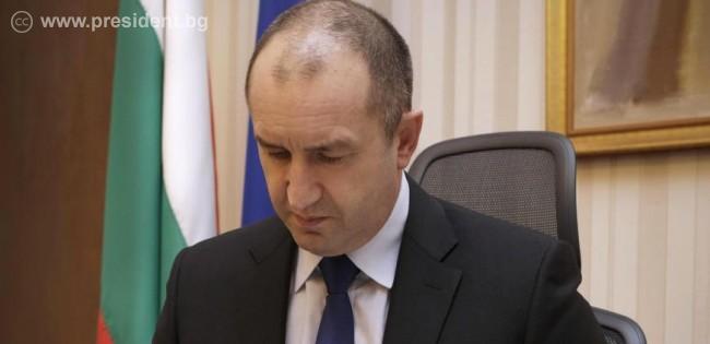 Президентът Радев назначи служебния кабинет