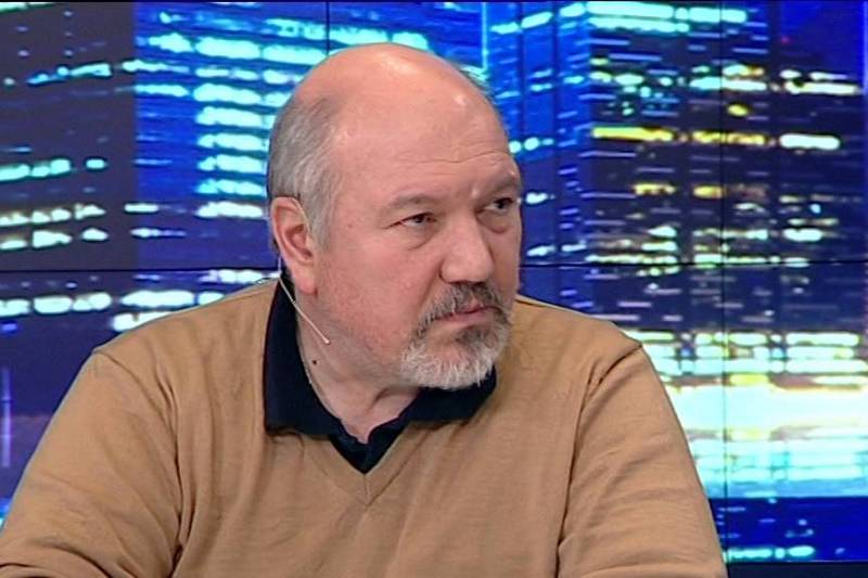Проф. Ал. Маринов: Нужно е радикално прочистване на върховете на държавата