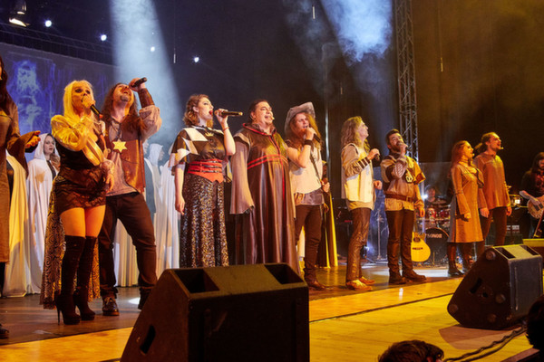 Триумф на рок операта „Нострадамус” на Николо Коцев и в София