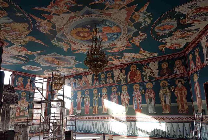 Нов български храм отваря врати във Виена