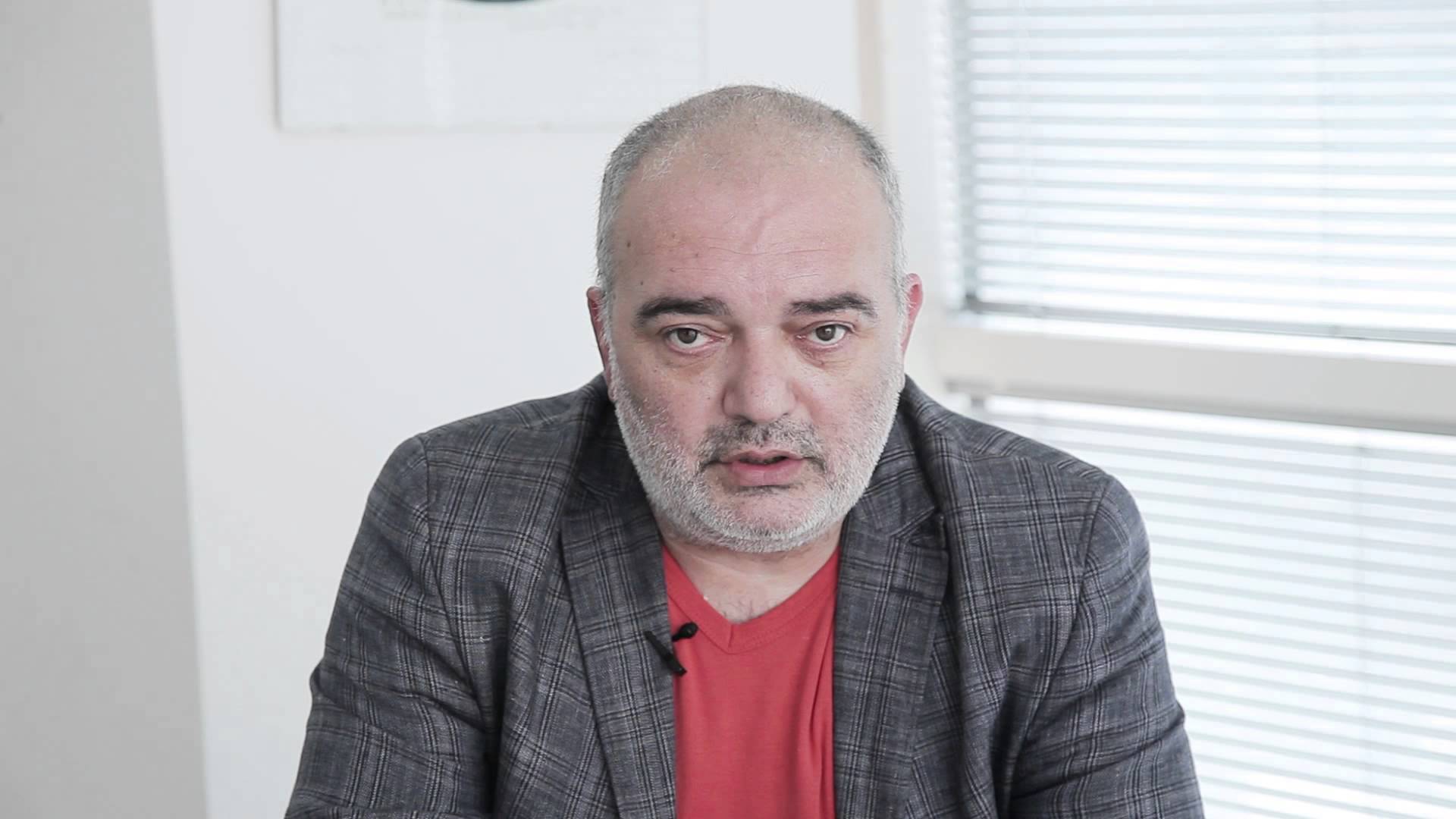 Бабикян: Борисов се страхува да подаде оставка