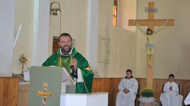 Отец Паоло Кортези е “Човек на годината” на БХК