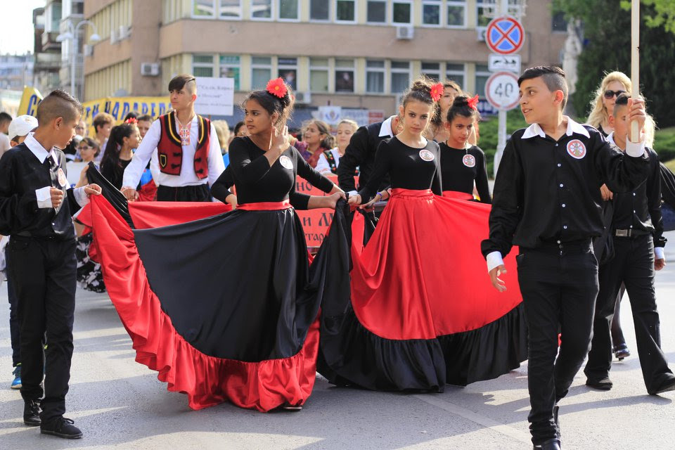 За 16-и път се провежда детски ромски фестивал „Отворено сърце“ във В. Търново