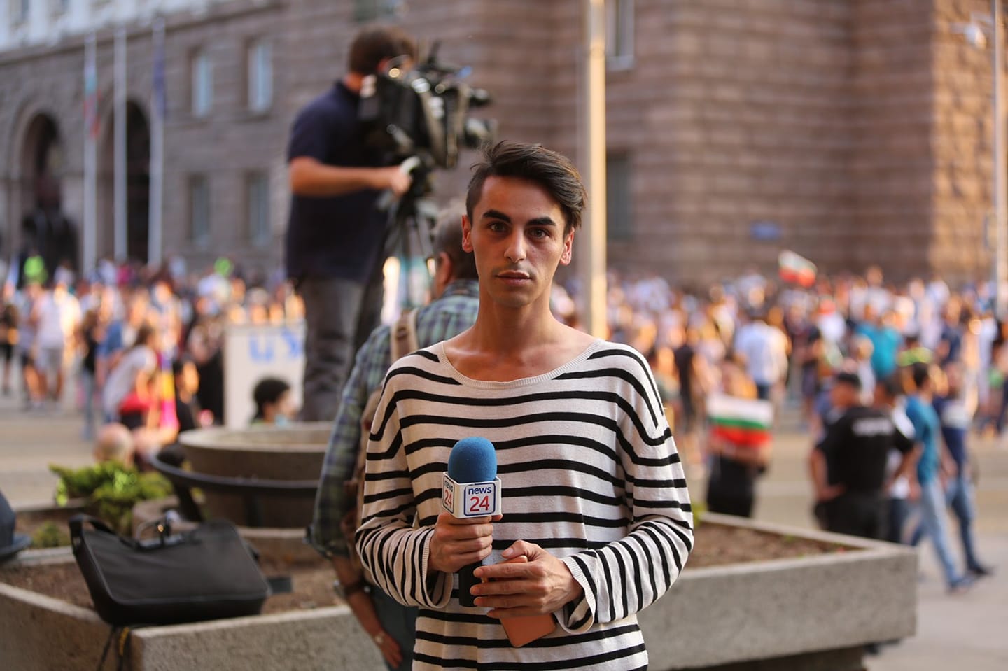 Журналиста Тодор Стефанов: Какво искат младите от протестите пред Министерски съвет?