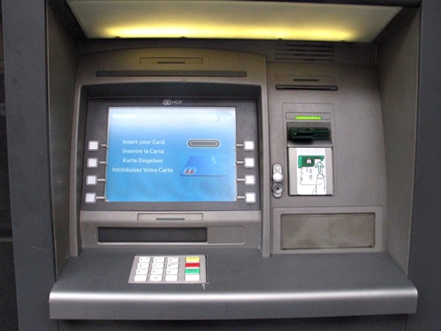 Край на безплатното теглене от банкомат