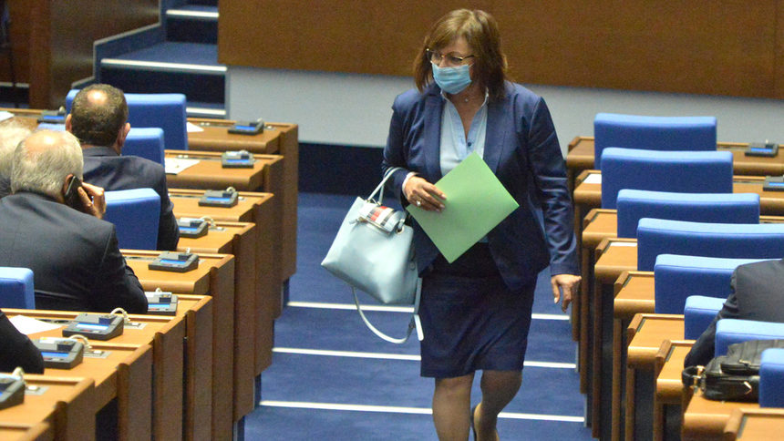 БСП иска да няма щаб за коронавируса и пак повдигна спора за носене на маски в парламента