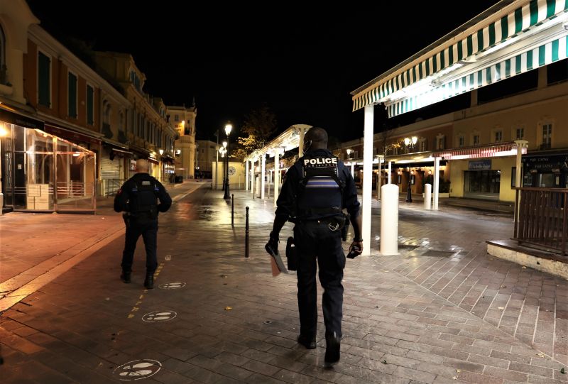 Нападение с нож в Ница: трима души са обезглавени, няколко са ранени
