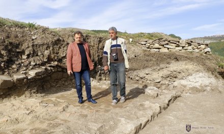 Представителен комплекс от XIII век откри археологът Мирко Робов на Трапезица