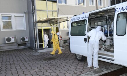 За последното денонощие в България са регистрирани 4851 нови случая на заразяване с коронавирус