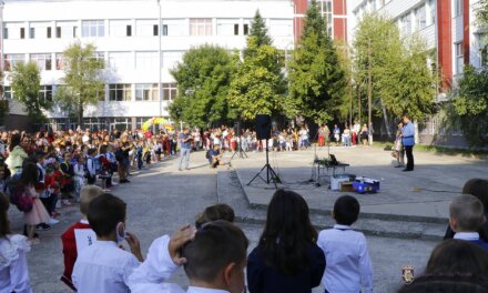 Велико Търново посреща 15 септември със 7,3% ръст на учениците