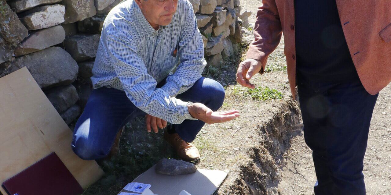 Железен харпун е сред находките на Трапезица през този археологически сезон