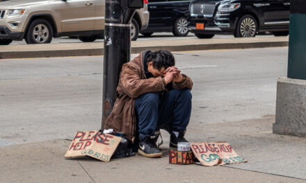 България се класира на второ място по бедност