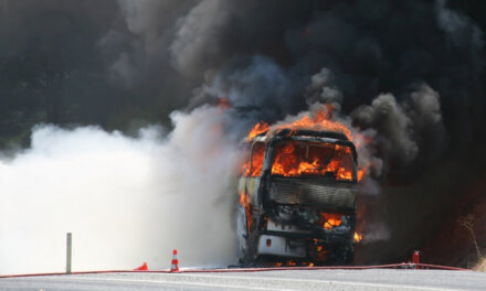 ОГНЕН АД НА АМ “СТРУМА”: Най-малко 43 жертви при пожар в автобус край Боснек