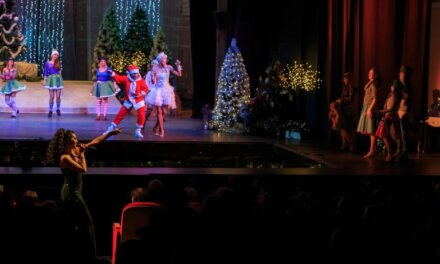 Музикалният театър с Коледен новогодишен концерт