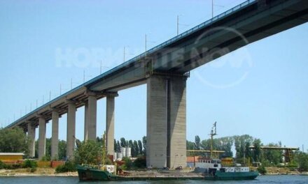 Жителите на Варна алармират ,че Аспаруховият мост се руши