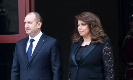 Президентът Румен Радев и вицепрезидентът Илияна Йотова се заклеват на 19 Януари
