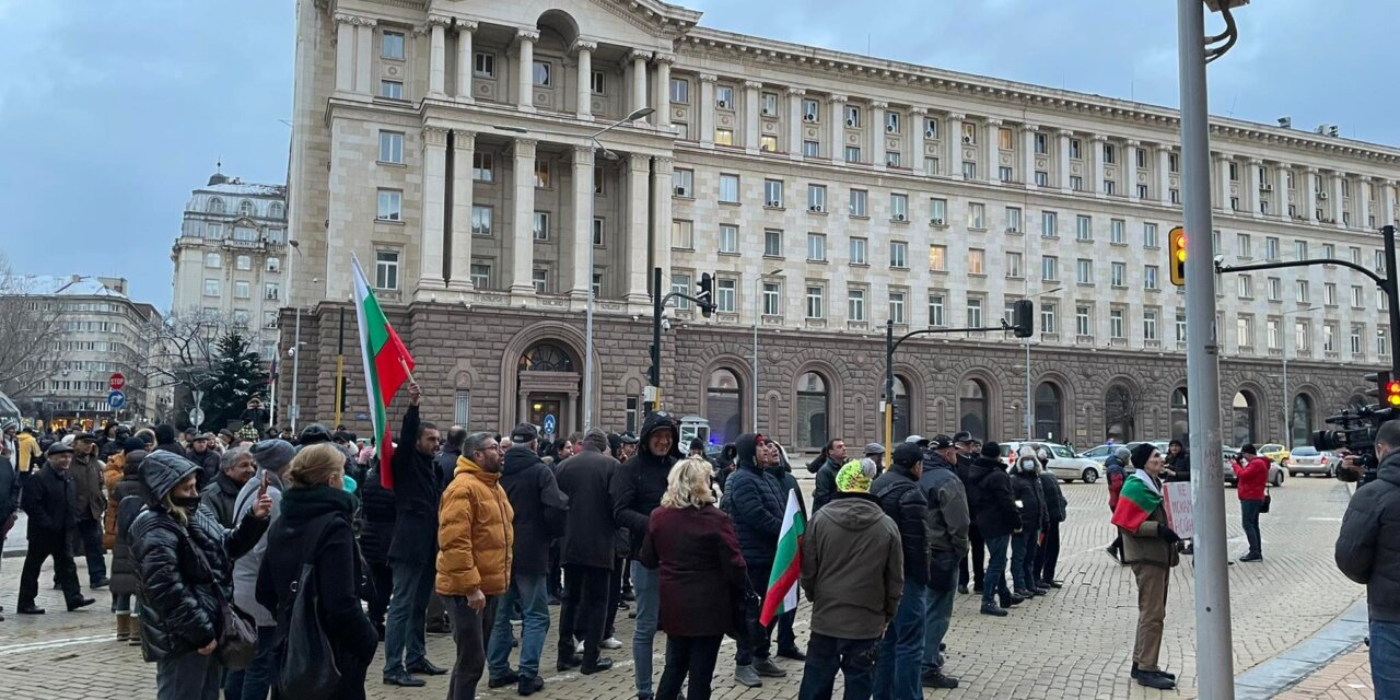Протест в подкрепа на Стефан Янев (СНИМКИ)