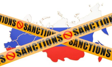 Русия отвръща на санкциите спира износа на над 200 продукта