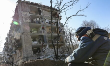 Украйна се готви за сблъсък в Донбас