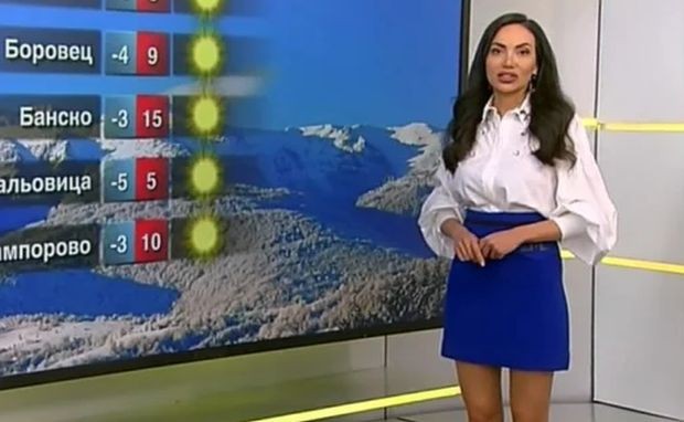 Синоптичка на Нова ТВ привлече вниманието с облеклото си в ефир