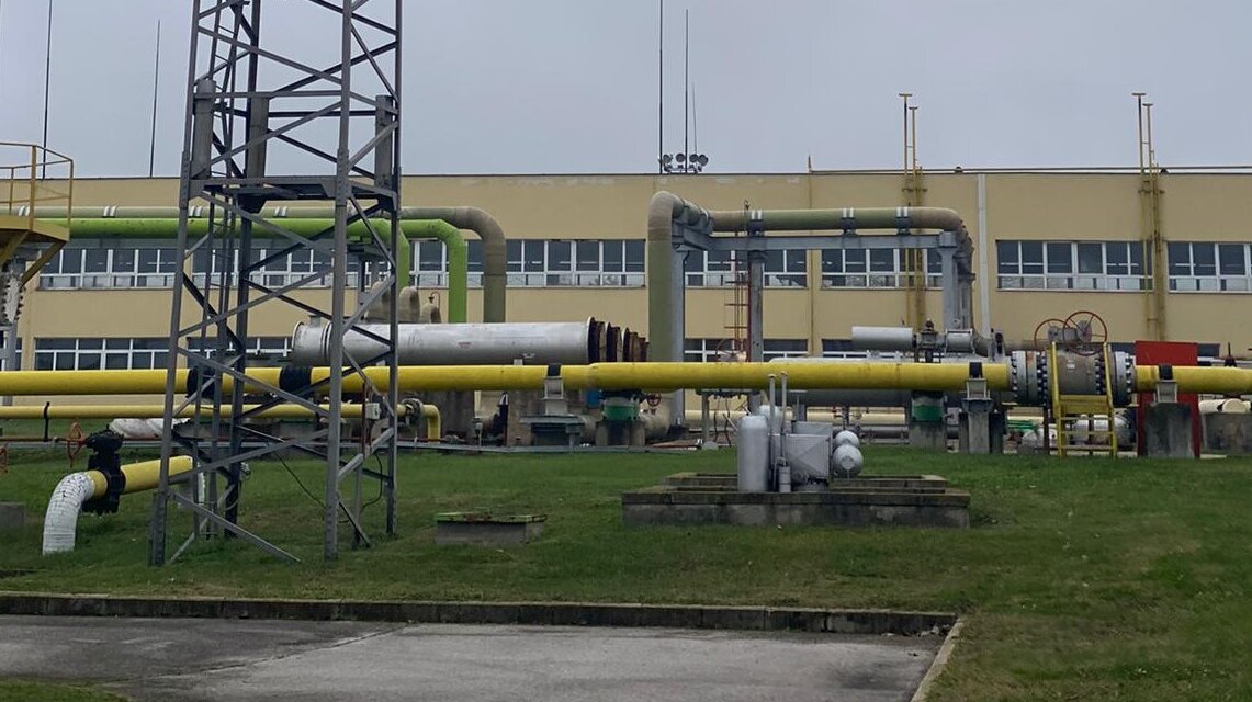 “Газпром” спира доставките на природен газ за България от утре сутрин