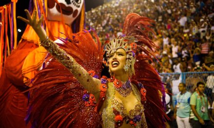 Карнавалът в Рио де Жанейро,който беше отменен заради пандемията от COVID-19 се завръща