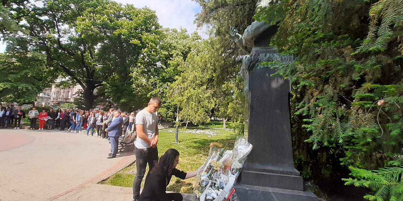 125 години от гибелта на Алеко Константинов бяха отбелязани в Свищов и София