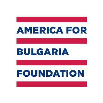 Зад кулисите: „Америка за България“ дава милиони на мрежа от медии и НПО-та, които промотират ПП и ДБ